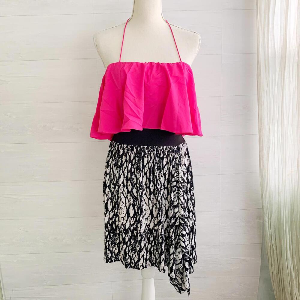 NWT T Bags Los Angeles - Pink ruffle halter black & white stretch dress, S